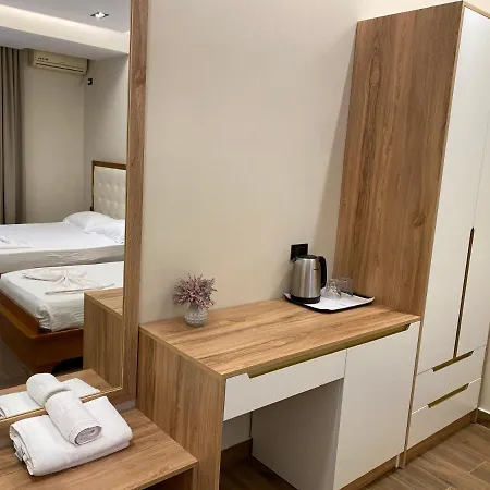 Mare Hotel